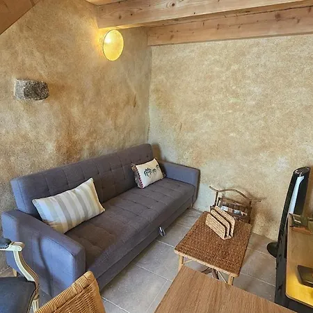 Tiny Gely Appartement